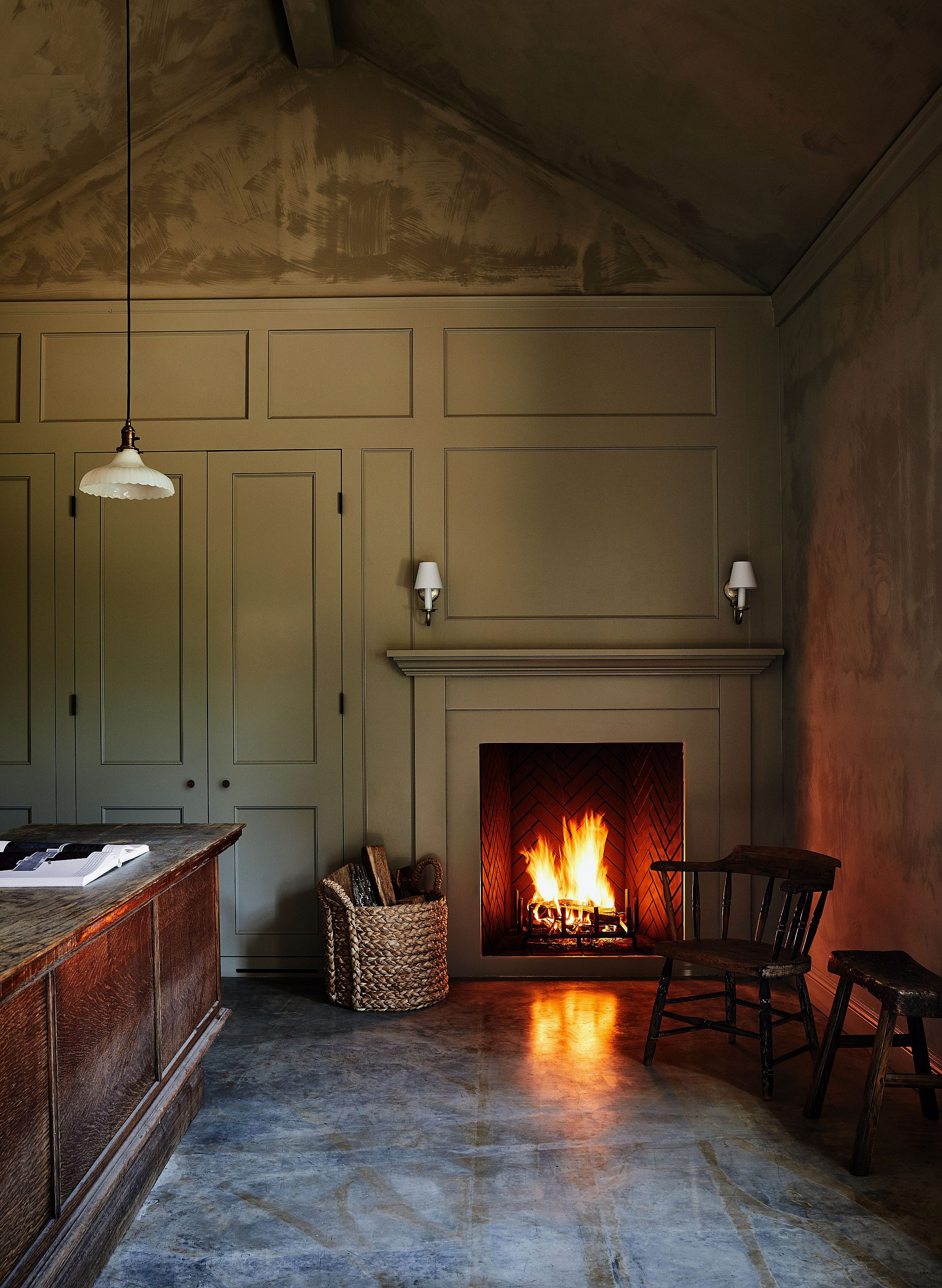 INNESS Cabin Fireplace